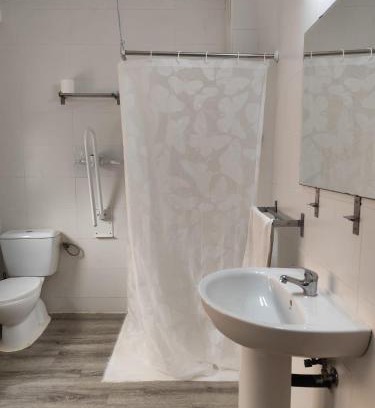 Romareda Maison | Hostal Castilla