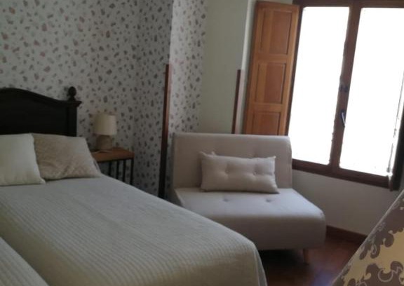 Cervera de Pisuerga Maison | Hostal El Resbalon