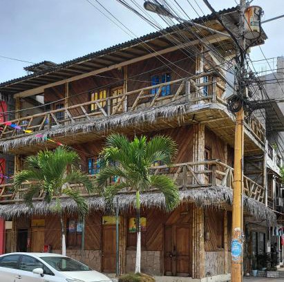 Montanita Maison | Hostal ElRojo Montañita