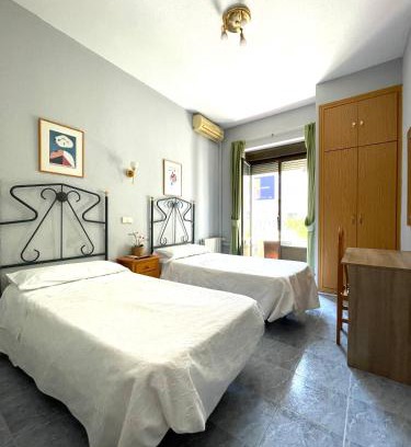 Golden Triangle of Art Maison | Hostal Fernández Atocha