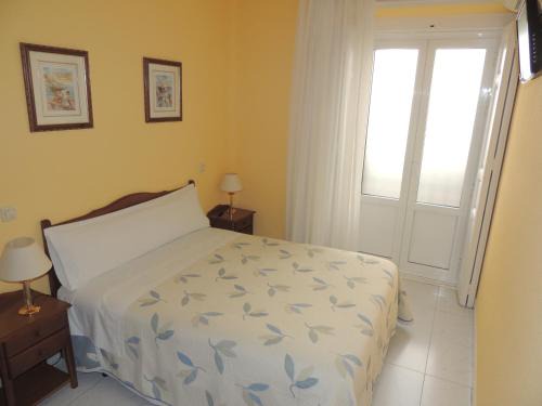 Cortes Maison | Hostal Gonzalo