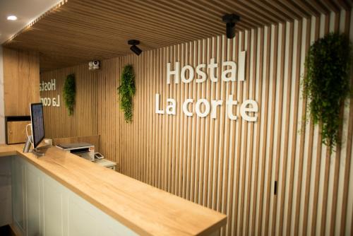 Carrion de los Condes Maison | Hostal La Corte