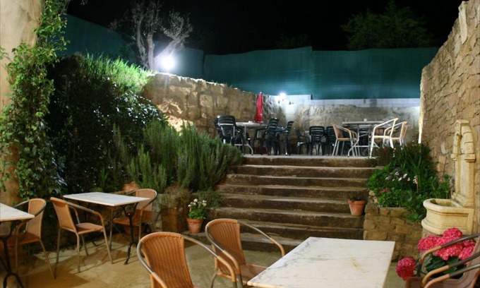 Buera Maison | Hostal La Fuente