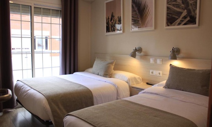 Sabadell Maison | Hostal La Romànica