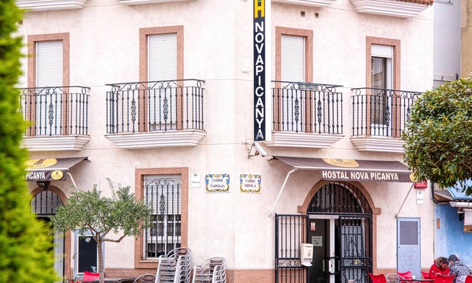 Picanya Maison | OYO Hostal Nova Picanya