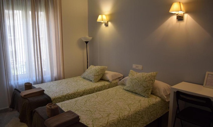 Barrio de La Latina Maison | Hostal Rofer