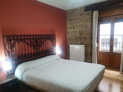 Olite Maison | Hostal Rural 18 de Abril