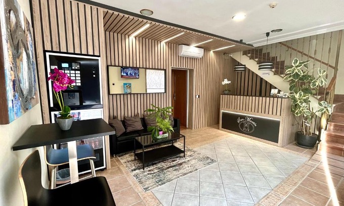 San Martin de la Vega Maison | Hostal San Martin