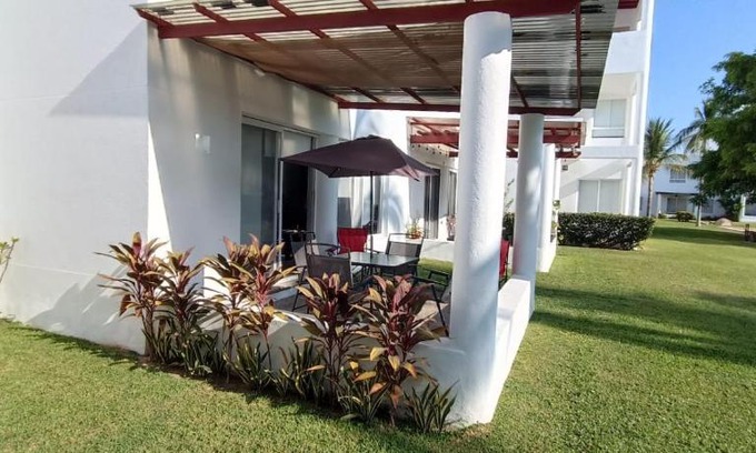 Granjas del Marques Maison | HostPal Casa en Residencial Vindeza Acapulco Diamante