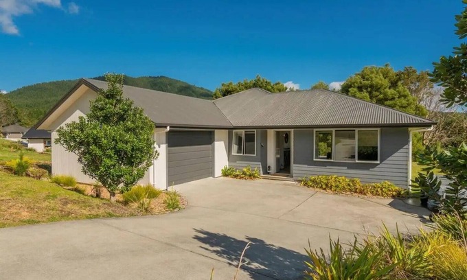 Pauanui Maison | Hosts on the Coast Pauanui Pines