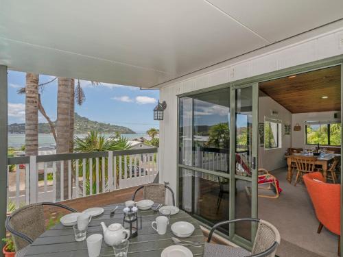 Tairua Maison | Hosts on the Coast The Harbourview Tairua
