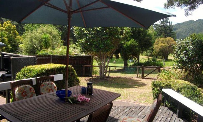 Pauanui Maison | Hosts on the Coast - Vista Verde