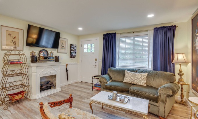 Cottage Grove Maison | Hot Tub & Fenced Yard: Cozy Cottage Grove Home