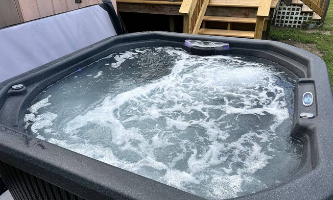Newport Maison | Hot Tub, Pet Friendly, 3 miles to Emerald Isle, fully fenced yard.