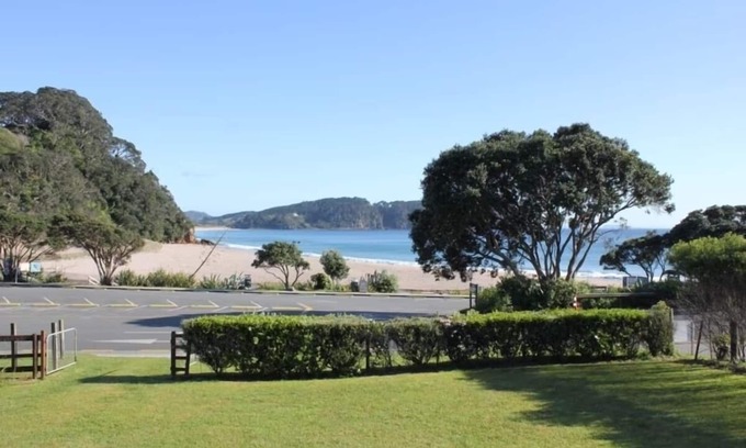 Hot Water Beach Cottage | Cottage de plage d'eau chaude
