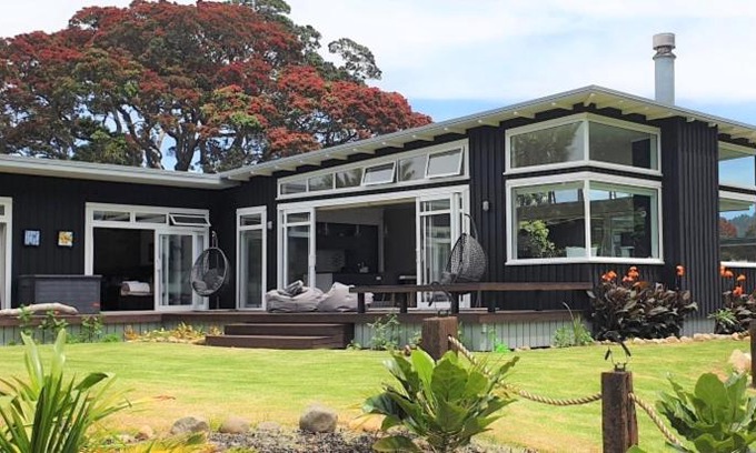 Hot Water Beach Maison | Hot Water Escape - Hot Water Beach Holiday Home