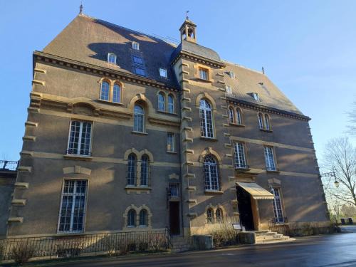 Hayange Hôtel | Hotel Ô Château