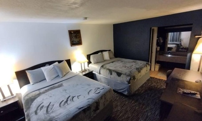 Stillwater Appartement | Hotel 2 Queen Beds Hotel Room 207 Booking