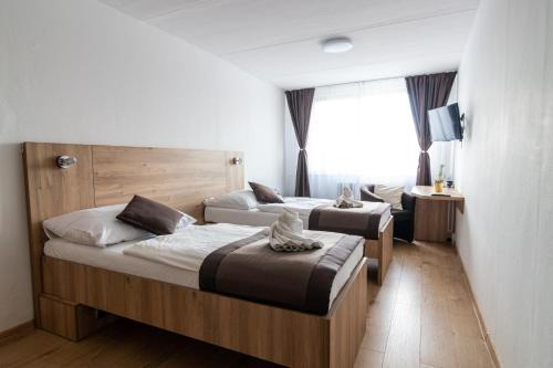 Juh Hôtel | Hotel Akadémia