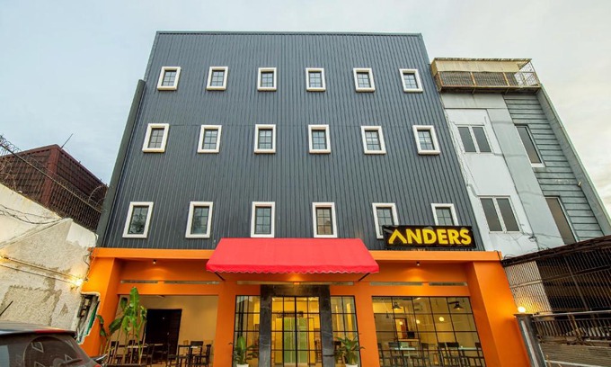 Kemanggisan Hôtel | Hotel Anders