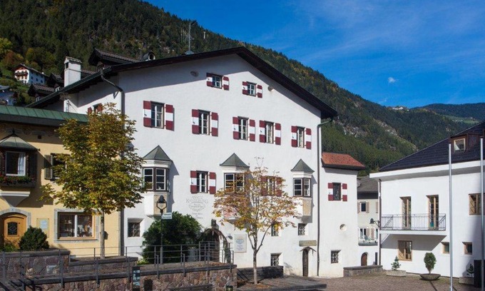 Muhlbach Hôtel | Hotel Ansitz Kandelburg
