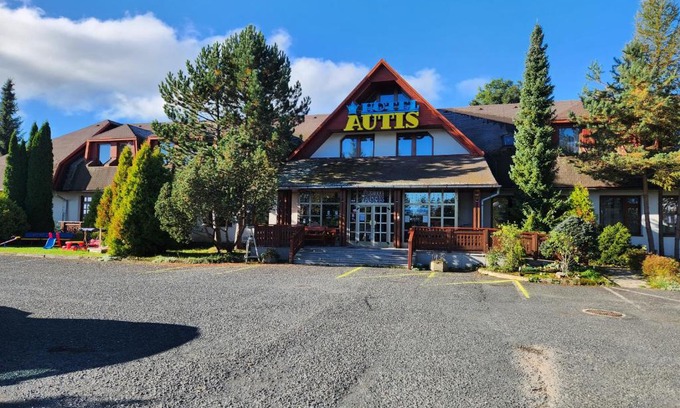 Velky Slavkov Hôtel | Hotel Autis