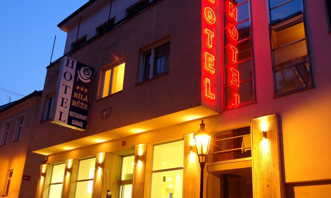 Pisek Hôtel | Hotel Bílá Růže