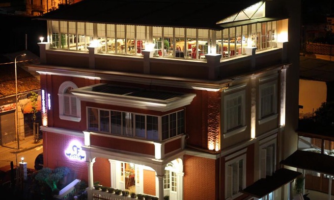 Tirana Hôtel | Hotel Boutique Restaurant Gloria