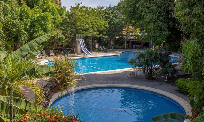 Liberia Hôtel | Hotel Boyeros
