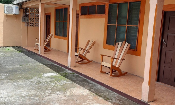 San Carlos Hôtel | Hotel Cabinas Leyko