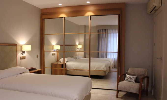 Las Campas y San Claudio Hôtel | Hotel Carreño