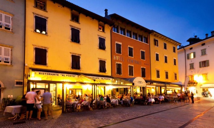 Torbole sul Garda Hôtel | Hotel Centrale