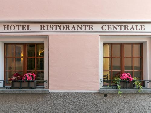 Poschiavo Hôtel | Hotel Centrale, Typically Swiss