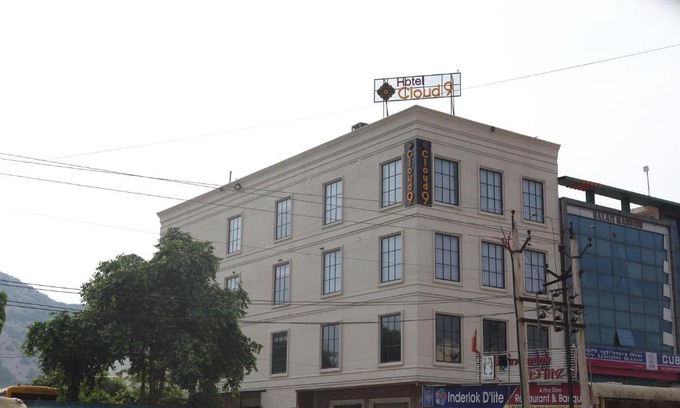 Alwar Hôtel | Hotel Cloud 9