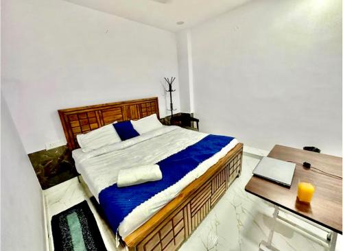 New Delhi Maison | Hotel Cosy Rooms, Near US Embassy Chanakyapuri, New Delhi - Budget Friendly