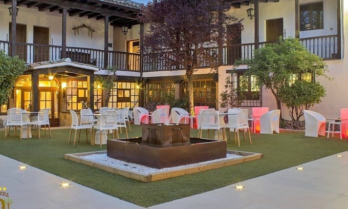 Molinos de Papel Hôtel | Hotel Cueva del Fraile