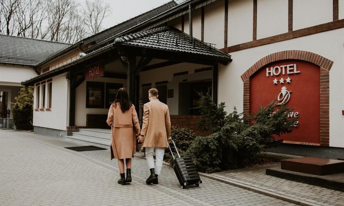 Pokrzywna Hôtel | Hotel Dębowe Wzgórze Wellness & Spa