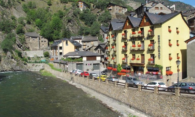 Llavorsi Hôtel | Hotel De Rei