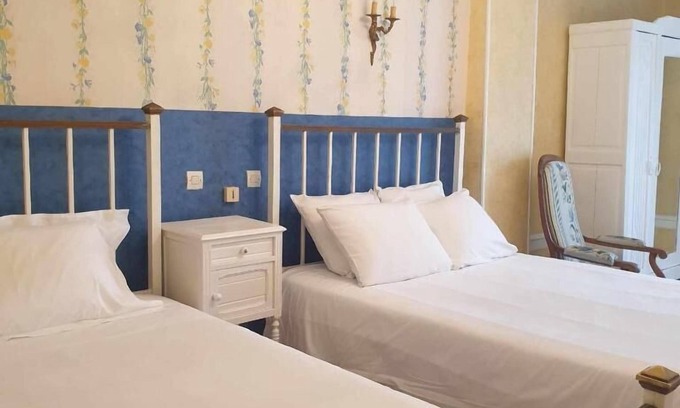 Contrexeville Hôtel | Hotel des XII Apôtres