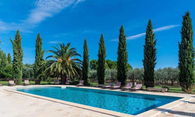 Beaucaire Hôtel | HOTEL et APPARTEMENTS DOMAINE DES CLOS - Teritoria