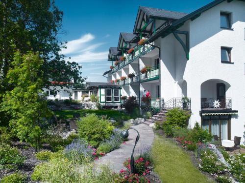 Stryck Hôtel | Hotel & Ferienappartements Edelweiss