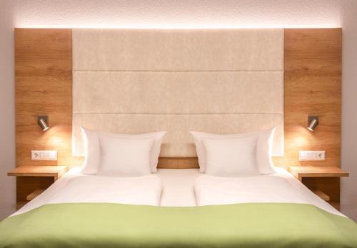 Rust Hôtel | Hotel & Gästehaus Im Ziegelweg KLIMATISIERT Eintrittskarten für den Europa-Park erhalten Sie garantiert über uns