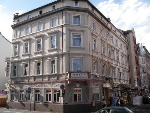 Offenbach am Main Hôtel | Hotel garni Djaran