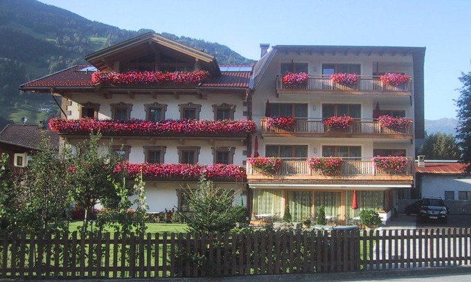 Zell am Ziller Hôtel | Hotel Garni Elisabeth