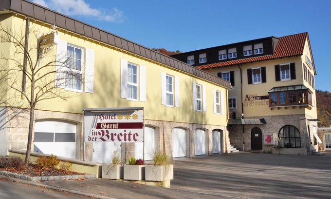 Ebingen Hôtel | Hotel Garni in der Breite