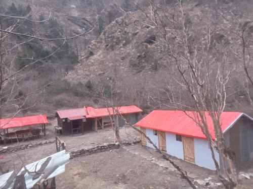 Mustang Maison | Hotel Guphaphant & Camp Side