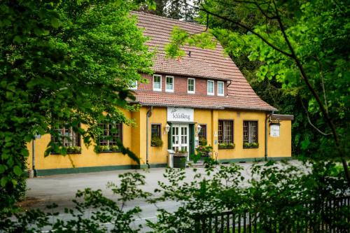 Schloss Holte-Stukenbrock Hôtel | Hotel Holter Schloßkrug