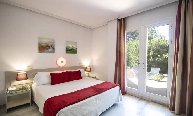 Mairena del Aljarafe Hôtel | Hotel In Mairena Del Aljarafe With Other, Tv, Parking