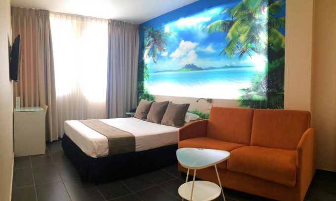 Pinto Hôtel | Hotel Indiana
