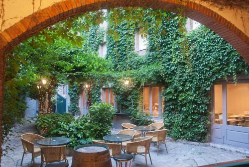 Mollerussa Hôtel | Hotel Jardí Apartaments